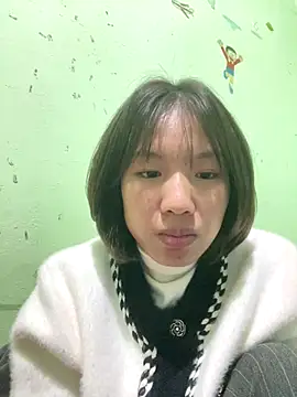 Snapshot of QueenLink chatting on November 2025 09:54:02 AM QueenLink online show from November 2025 09:54:02 AM