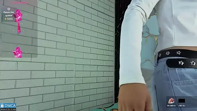 nena cupcake  online show from October 2025 11:07:01 AM