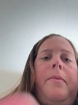 hornykitty1210 online show from October 2025 04:19:01 PM