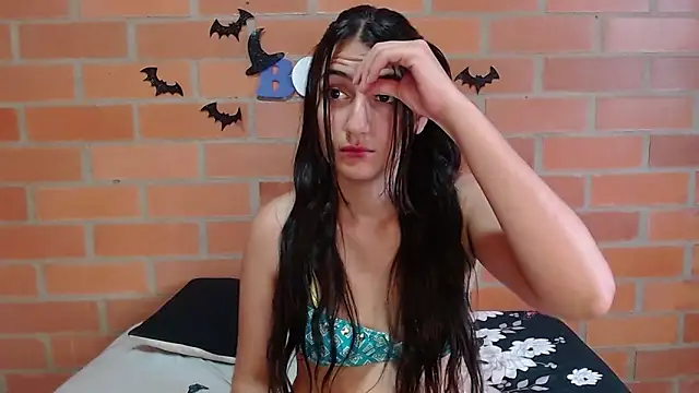 Montserrat Jay online show from October 2025 02:24:01 PM