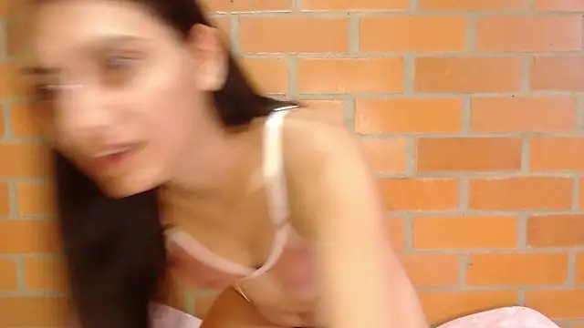 Montserrat Jay online show from November 2025 01:34:02 PM