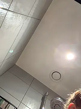 Chloemillerrxx online show from September 2025 12:16:01 PM