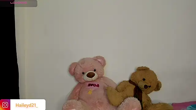 HaileyDuke online show from March 2026 11:43:01 PM