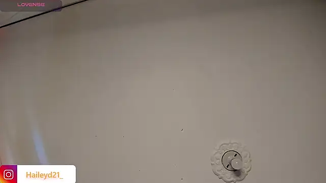 HaileyDuke online show from March 2026 03:34:01 PM