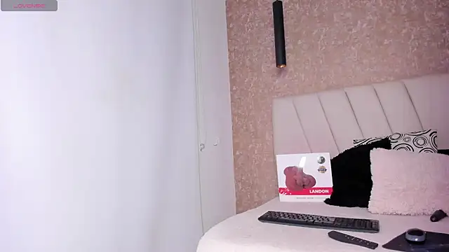 Snapshot of Amaranta_carey chatting on April 2026 12:55:02 AM Amaranta carey online show from April 2026 12:55:02 AM