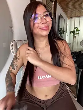 Maddy Piink online show from February 2026 05:06:02 PM