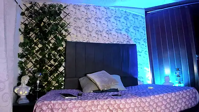 Snapshot of luciana_valentina chatting on October 2025 11:02:01 PM luciana valentina online show from October 2025 11:02:01 PM