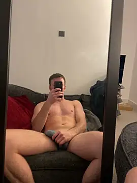 Snapshot of AndyArno2533 chatting on December 2025 05:28:02 PM AndyArno2533 online show from December 2025 05:28:02 PM