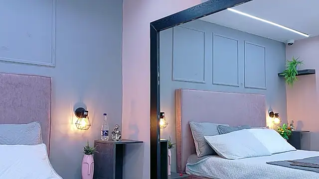 Snapshot of Camila_Hill_ chatting on April 2026 02:30:01 PM Camila Hill online show from April 2026 02:30:01 PM