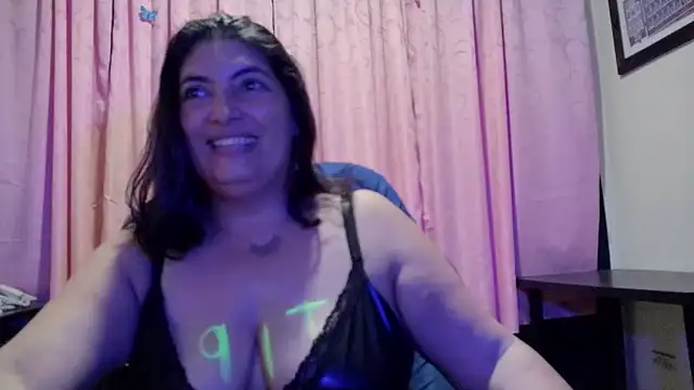 lina maria99 online show from April 2026 01:50:02 AM