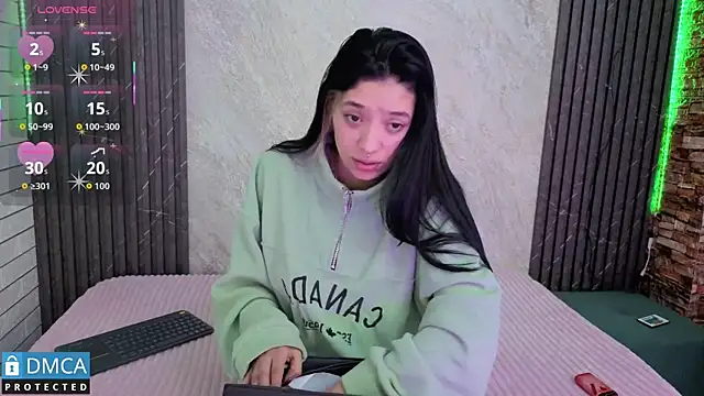 stepha   online show from November 2025 11:11:01 AM