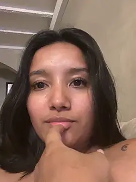 HannahMontgomery online show from October 2025 01:28:01 AM