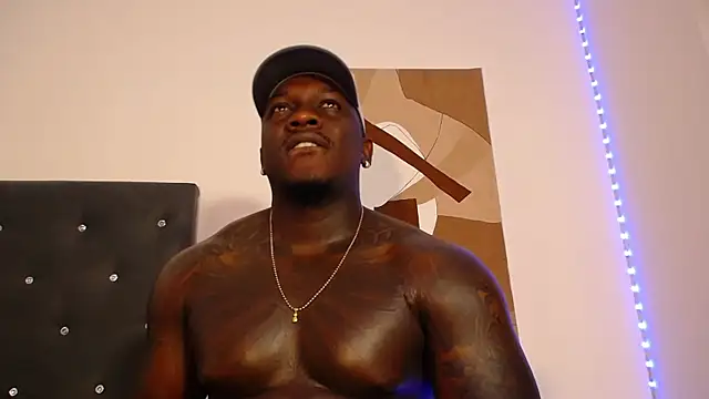 JoshMorri online show from November 2025 11:43:02 PM