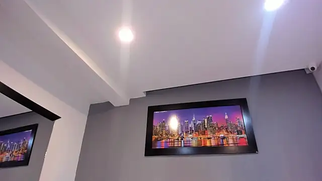 Snapshot of CharlotteCottin chatting on March 2026 11:27:01 AM CharlotteCottin online show from March 2026 11:27:01 AM