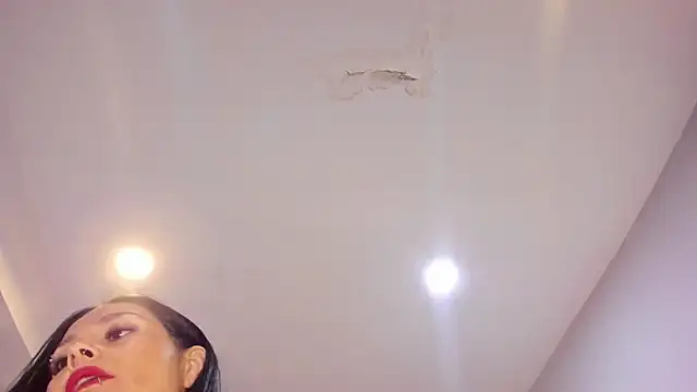 Snapshot of CharlotteCottin chatting on March 2026 11:28:02 AM CharlotteCottin online show from March 2026 11:28:02 AM