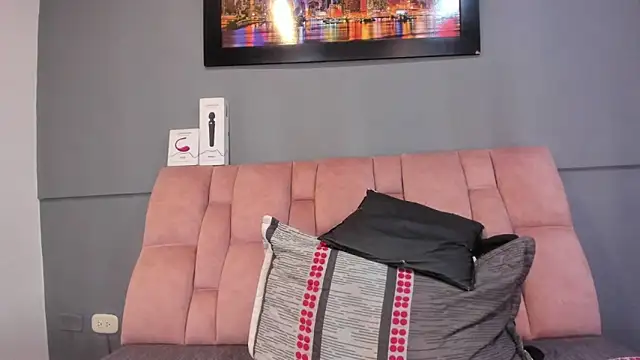 Snapshot of CharlotteCottin chatting on April 2026 01:41:01 PM CharlotteCottin online show from April 2026 01:41:01 PM