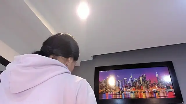 Snapshot of CharlotteCottin chatting on April 2026 11:22:02 AM CharlotteCottin online show from April 2026 11:22:02 AM