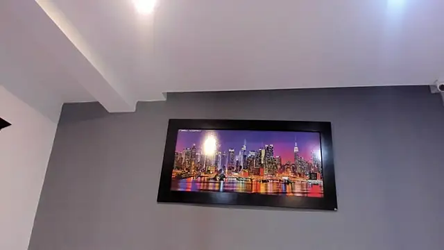 Snapshot of CharlotteCottin chatting on April 2026 09:39:33 PM CharlotteCottin online show from April 2026 09:39:33 PM