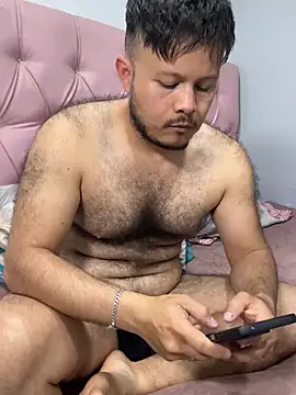 Snapshot of DADDYTTEDY1 chatting on April 2026 02:33:02 AM DADDYTTEDY1 online show from April 2026 02:33:02 AM