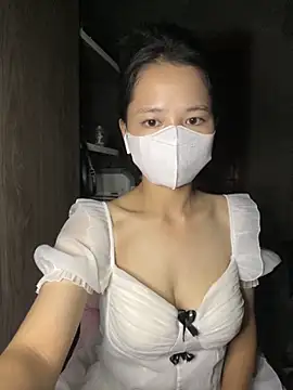 Hana-44 online show from October 2025 06:29:02 PM