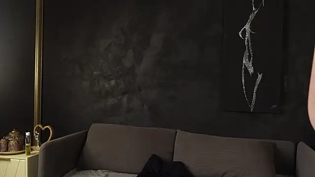 Snapshot of PeachyPixiee chatting on March 2026 05:41:02 AM PeachyPixiee online show from March 2026 05:41:02 AM