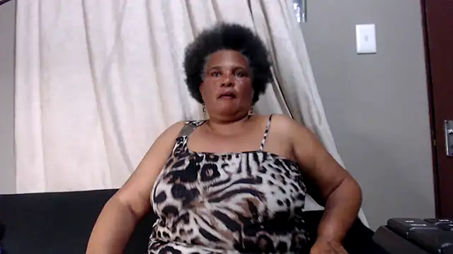 GrandBustyMelon online show from November 2025 09:04:01 PM