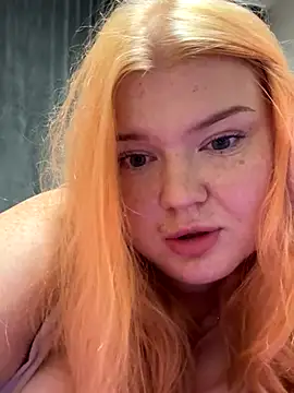  Adele Moor  online show from October 2025 06:05:02 PM