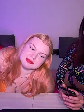  Adele Moor  online show from October 2025 09:03:02 PM