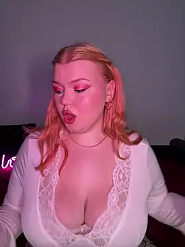  Adele Moor  online show from October 2025 06:09:02 PM