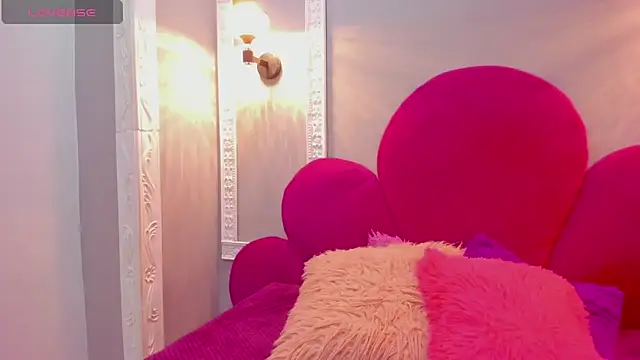 Saammy 17 online show from December 2025 09:22:02 PM