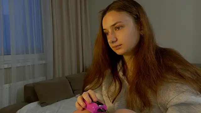 Lelia Vibe online show from April 2026 04:32:01 PM