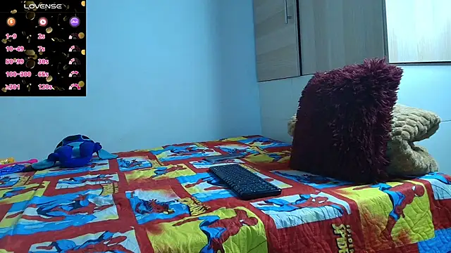 Snapshot of HARVEY_HARDMAN chatting on October 2025 09:35:02 PM HARVEY HARDMAN online show from October 2025 09:35:02 PM