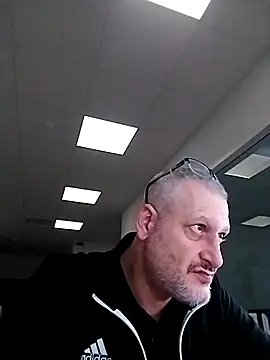 Hisnimin online show from February 2026 10:35:01 PM