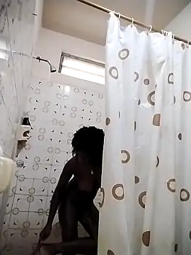 Snapshot of oshun_0 chatting on October 2025 01:55:02 PM oshun 0 online show from October 2025 01:55:02 PM