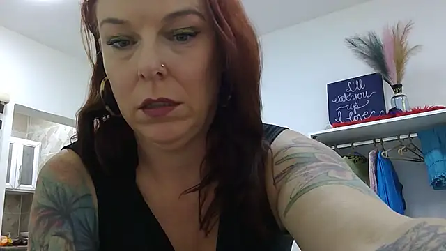 Snapshot of Island_Siren chatting on September 2025 05:29:02 PM Island Siren online show from September 2025 05:29:02 PM