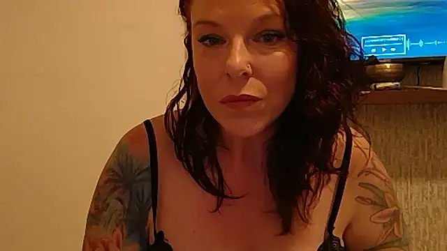 Snapshot of Island_Siren chatting on October 2025 07:14:02 PM Island Siren online show from October 2025 07:14:02 PM