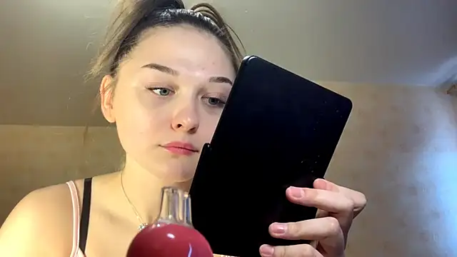 Smoke mama online show from February 2026 11:39:02 AM