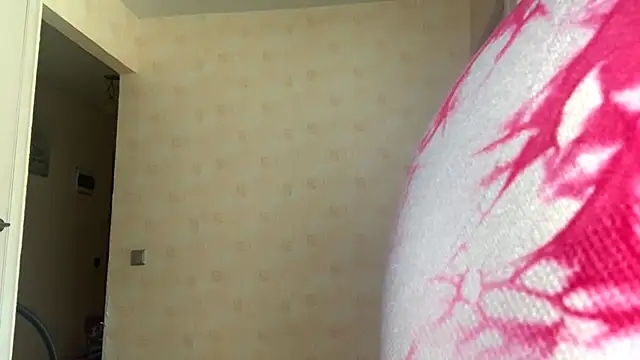 Smoke mama online show from March 2026 11:28:02 AM