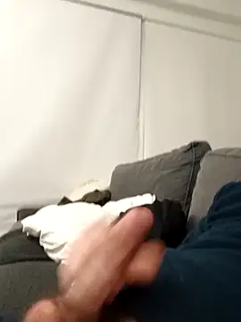 DannySastre91 online show from December 2025 08:06:02 PM