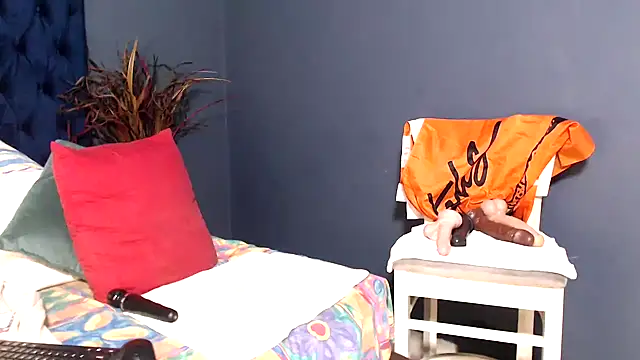 PrettyBoobsxx42 online show from November 2025 06:04:02 AM