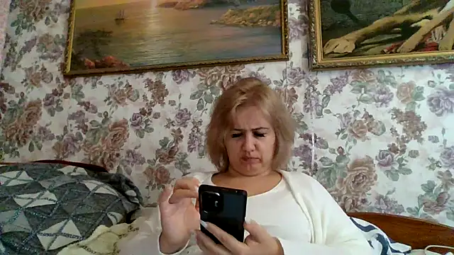 Snapshot of LustyyX chatting on October 2025 01:52:01 PM LustyyX online show from October 2025 01:52:01 PM