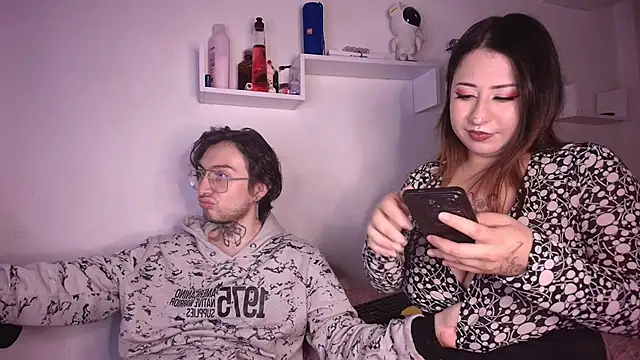 Snapshot of annyharriis chatting on December 2025 10:04:02 PM annyharriis online show from December 2025 10:04:02 PM