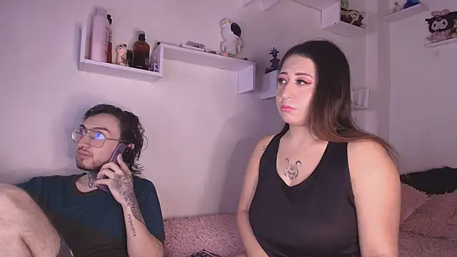 Snapshot of annyharriis chatting on December 2025 05:52:01 PM annyharriis online show from December 2025 05:52:01 PM