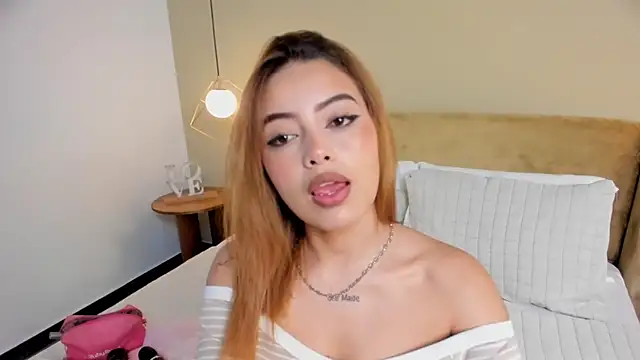 ArianaSilva  online show from September 2025 12:05:01 PM