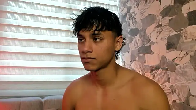 Snapshot of ZYZZ1312 chatting on February 2026 07:00:02 PM ZYZZ1312 online show from February 2026 07:00:02 PM