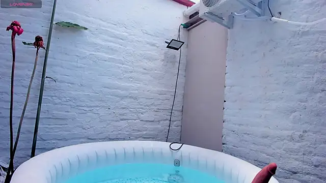 MONIK FOX CR online show from September 2025 07:41:02 PM