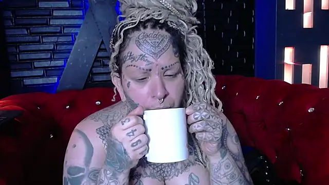 Venus Rock online show from April 2026 01:00:02 PM