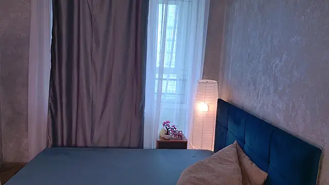 lisabaus online show from April 2026 06:16:02 AM