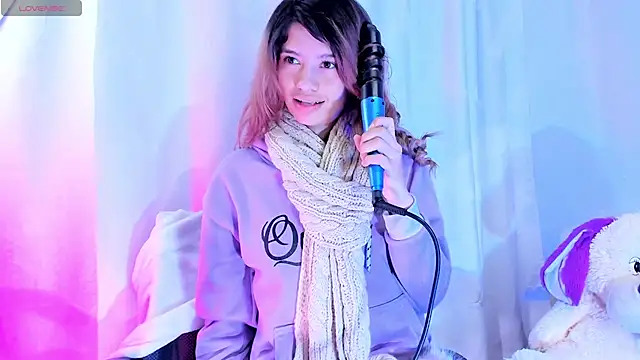 Snapshot of Sofiia_cute_ chatting on March 2026 03:33:02 AM Sofiia cute online show from March 2026 03:33:02 AM