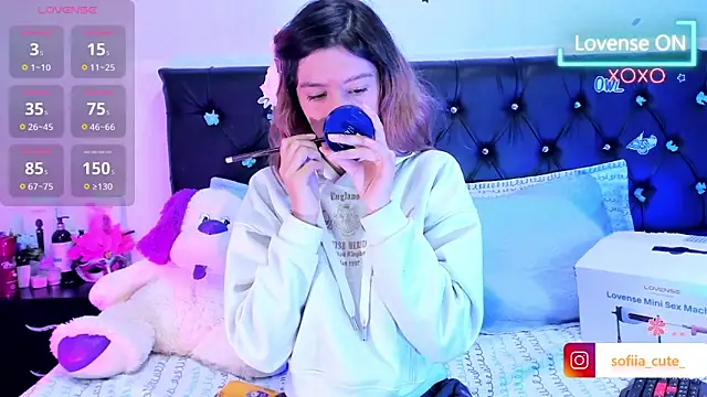 Snapshot of Sofiia_cute_ chatting on April 2026 01:41:02 AM Sofiia cute online show from April 2026 01:41:02 AM